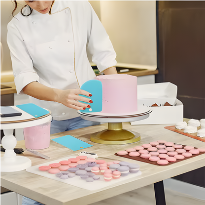 Cake Decorating Kit